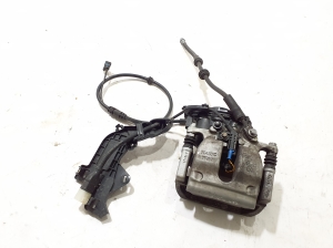 Mercedes Benz GLE-Class 167 (2019–2026) Tagumine pidurisadul A1674235800 - 3