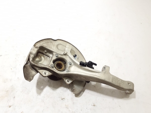 Mercedes Benz GLE-Class 167 (2019–2026) Front wheel hub A1673322600 - 3