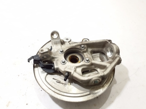 Mercedes Benz GLE-Class 167 (2019–2026) Tagumine rumm A1673572100 - 2