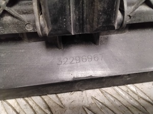 VOLVO V60 (2018–2026) Luftleitblech für den Ladeluftkühler 32296967 - 4