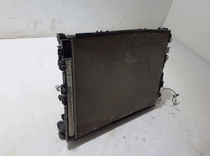 Mercedes Benz GLE-Class 167 (2019–2026) Radiator set and its parts - 2