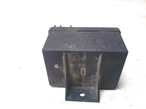 FIAT Ducato (244) (2002–2006) Glow plug relay 0281003018 - 3