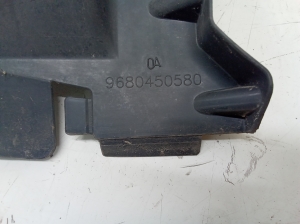 Citroen Berlingo (2008–2018) Luftleitblech für den Kühler 9680450580 - 3