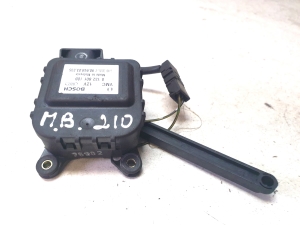 Stellmotor Heizungsklappe - 0132801108