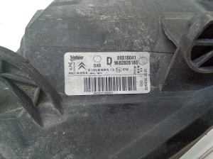 Citroen Berlingo (2008–2018) Scheinwerfer vorne 9682828180 - 3