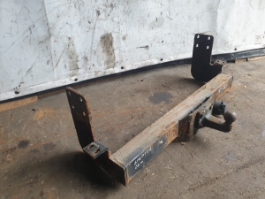 Mercedes Benz Sprinter 902 (2000–2006) Tow hitch - 2