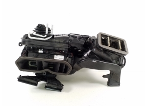   Salongi soojendus ja selle osad  - 4M0820356 