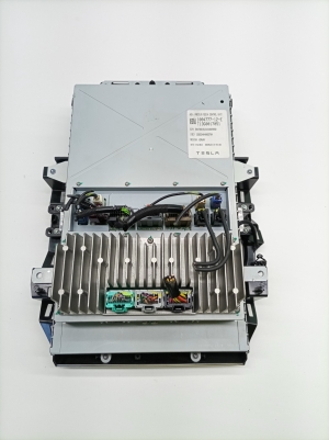 Tesla Model S S (2012–2026) Bildschirm 100477712E - 6