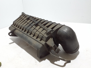 RENAULT Safrane I (1992–2000) Luftfiltergehäuse 7700260372 - 4