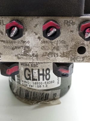 Hyundai i20 (2014–2026) ABS plokk 58900C8360 - 4
