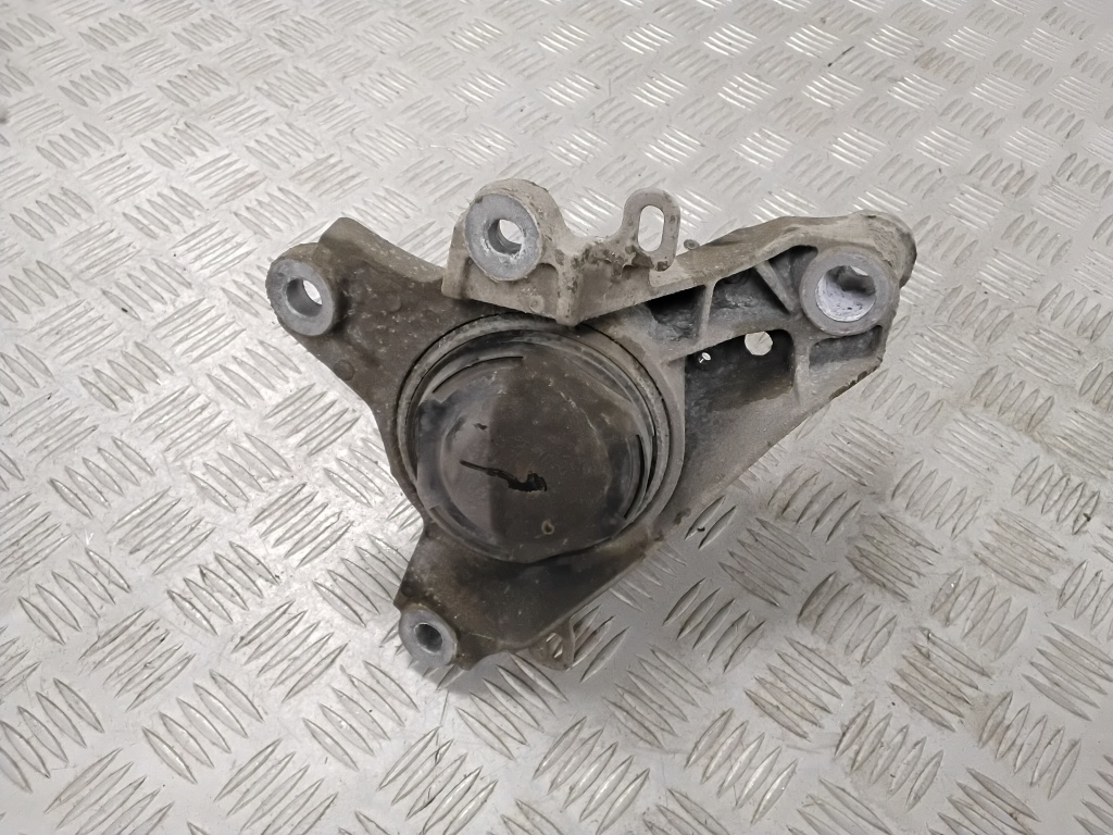 Mazda cx-60 I (2022–2026) Motora spilvens KR9P39050A Mazda cx-60 I (2022–2026) Motora spilvens KR9P39050A