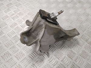 Mazda cx-60 I (2022–2026) Motora spilvens KR9P39050A - 2