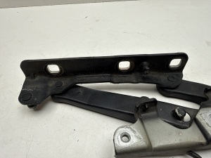 Mercedes Benz CL-Class 215 (1999–2006) Hood hinge A2118800228 - 4