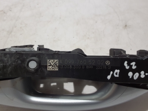 Mercedes Benz C-Class 206 (2021–2026) Front door external opening handle and its details - 4