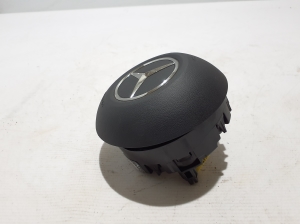 Mercedes Benz C-Class 206 (2021–2026) Rooli turvapadi A0008602101 - 2