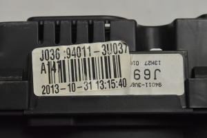 Kia Sportage (2010–2016) Instrument cluster 940113U037 - 3