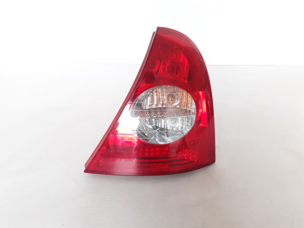 RENAULT Clio II (1998–2005) Eckleuchte hinten 8200071414 RENAULT Clio II (1998–2005) Eckleuchte hinten 8200071414