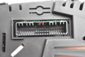 Kia Sportage (2010–2016) Instrument cluster 940333U015 - 4