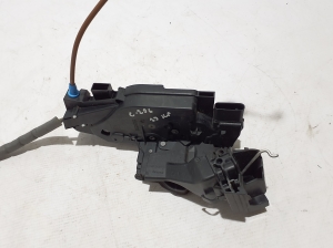 Mercedes Benz C-Class 206 (2021–2026) Esiukse lukk A0997206002 - 3