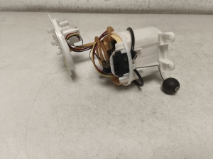 BMW 3 SERIES G20 (2018–2026) Kütusepump paagis 7473449 - 3