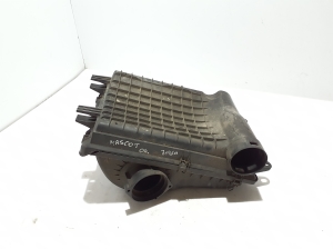 RENAULT Mascott (1999–2010) Luftfiltergehäuse 5010317945 - 4