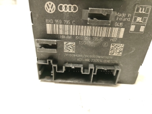 AUDI Q3 8U (2011–2018) Rear side door control unit 8X0959795C - 2