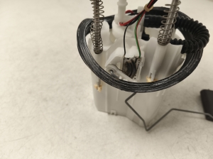 AUDI Q3 8U (2011–2018) Kütusepump paagis 5N0919087H - 4