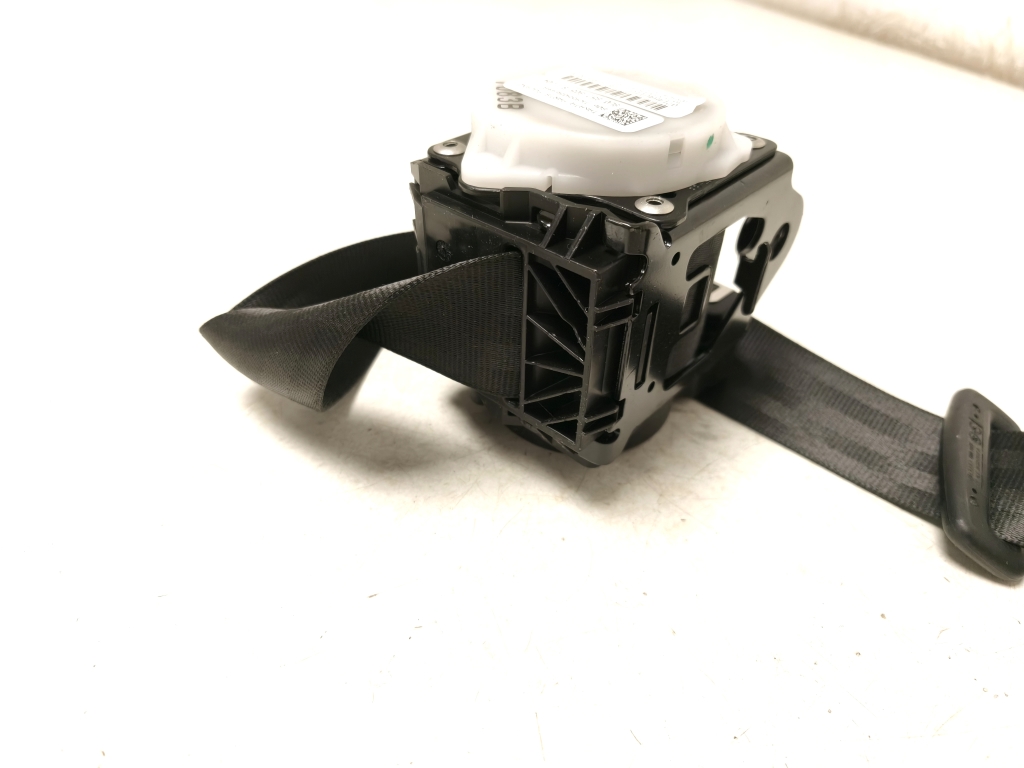AUDI Q3 8U (2011–2018) Sicherheitsgurt hinten 8U0857805B AUDI Q3 8U (2011–2018) Sicherheitsgurt hinten 8U0857805B