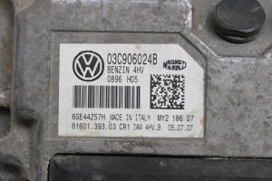 Skoda Fabia MK 2 (2007–2014) Motorsteuergerät 03C906024B - 3