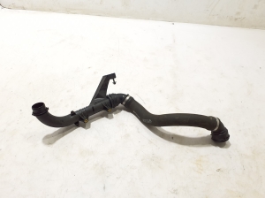 Mercedes Benz C-Class 206 (2021–2026) Jahutusradiaatori voolik A2065010500 - 2