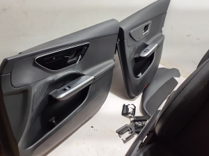 Mercedes Benz C-Class 206 (2021–2026) Salons un tā detaļas - 6