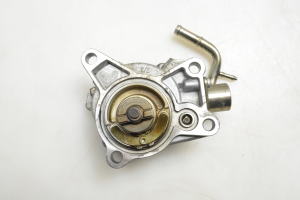 Mazda CX-5 (2017–2026) Vaakumpump SHY118G00 - 5