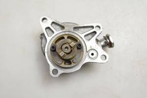 Mazda 3 (2013–2018) Vaakumpump SHY118G00 - 2