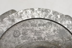 Volkswagen Passat B7 (2010–2014) Vaakumpump 03L145207 - 2