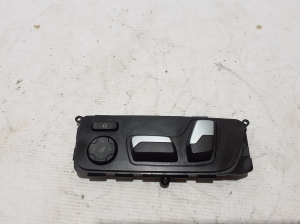   Front seat control switch  - 6826025 