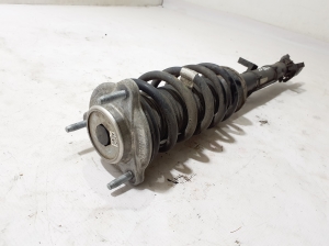Mercedes Benz C-Class 206 (2021–2026) Eesmine amortisaator A2063207000 - 2