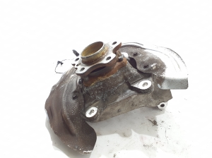 BMW X3 G01 (2017–2026) Front wheel hub 6882597 - 4