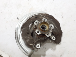 BMW X3 G01 (2017–2026) Front wheel hub 6882598 - 2