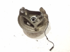 BMW X3 G01 (2017–2026) Front wheel hub 6882598 - 3