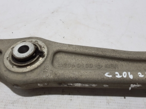 Mercedes Benz C-Class 206 (2021–2026) Eesmine õõtshoob A2063305102 - 2
