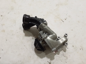 Mercedes Benz C-Class 206 (2021–2026) Veepump A6542011000 - 3