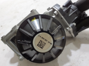 Mercedes Benz C-Class 206 (2021–2026) Veepump A6542011000 - 4