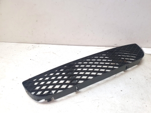 Mazda Premacy (1999–2005) Front bumper lower grille - 4