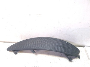 TOYOTA Corolla (2001–2007) Front bumper lower grille 5212802040 - 2