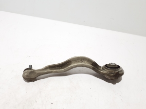 Mercedes Benz C-Class 206 (2021–2026) Eesmine õõtshoob A2063308102 - 2