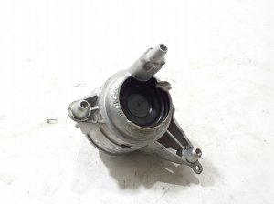 Mercedes Benz C-Class 206 (2021–2026) Mootoripadi A2142401000 - 3