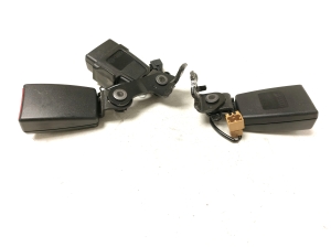 AUDI Q3 8U (2011–2018) Sicherheitsgurtschloss hinten 4G0857739A - 5