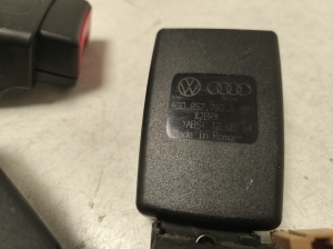 AUDI Q3 8U (2011–2018) Sicherheitsgurtschloss hinten 4G0857739A - 6