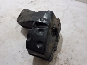 Mercedes Benz C-Class 206 (2021–2026) AdBlue paak A2064707402 - 3