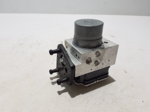Mercedes Benz C-Class 206 (2021–2026) ABS plokk A2069005816 - 2